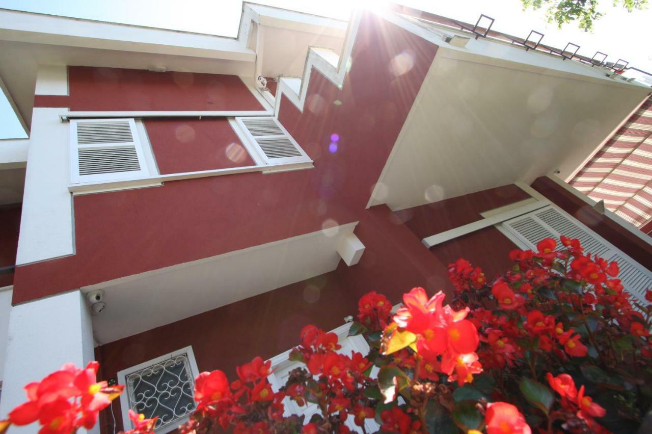 Villa Della Tartaruga Casal Palocco Exteriör bild